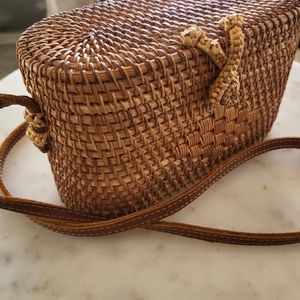Crossbody Basket Bag